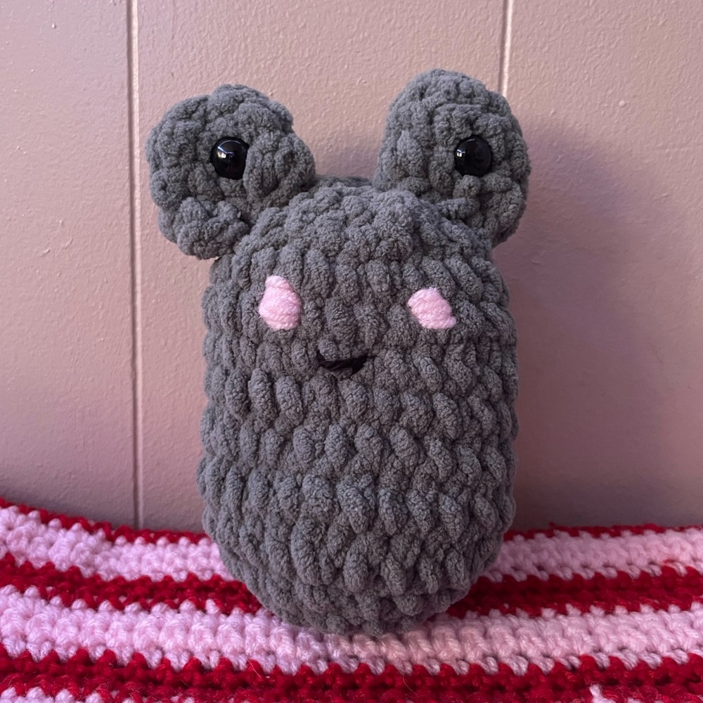 Super Cute Crochet Frog with Blush 7”
